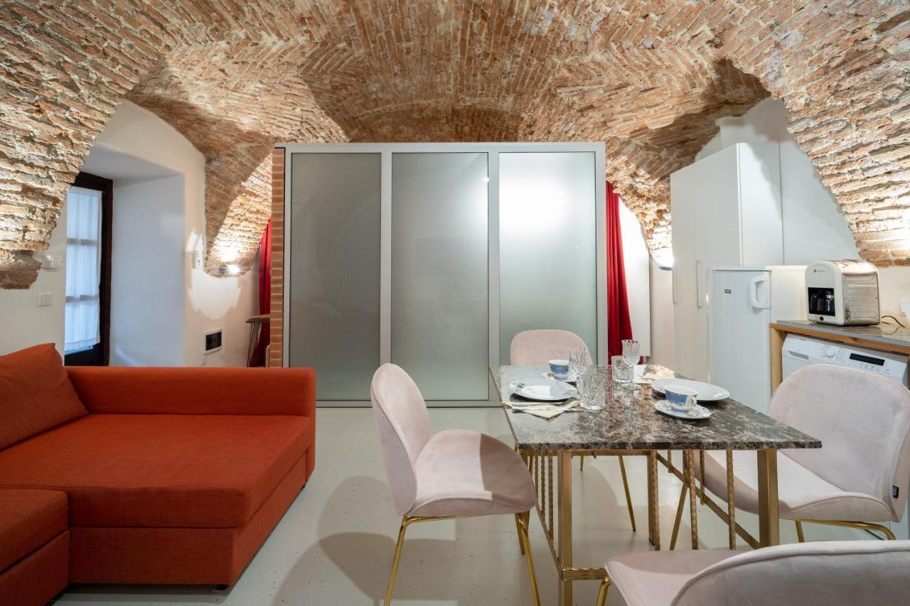 5* Luxury In Unirii Square. Apartment Cluj Napoca Bagian luar foto